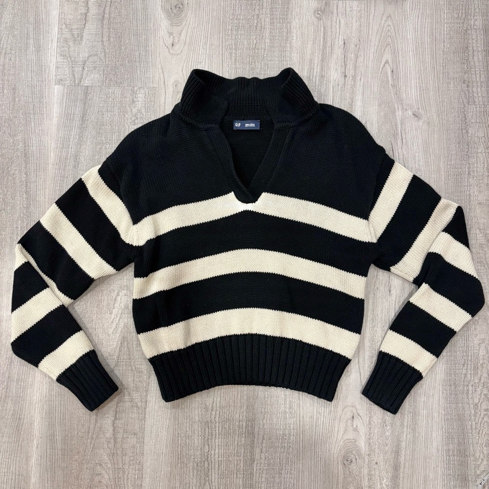 Gap Black and Cream Striped 1/4 Zip Sweater Small
